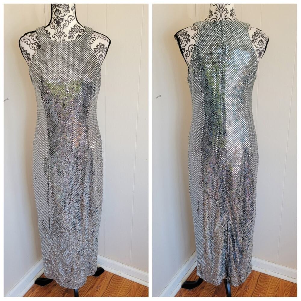 Molly Malloy Vintage Silver Shimmer Midi Sheath Dress‎